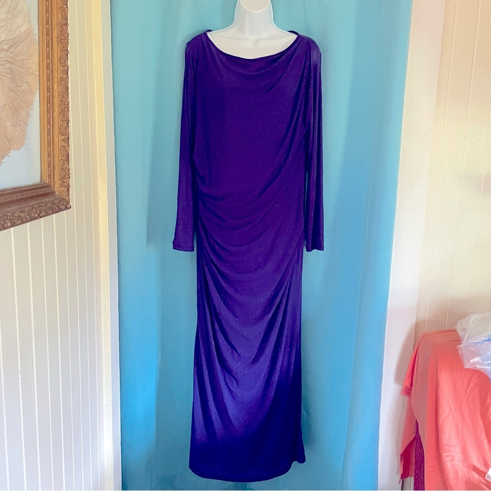 Body dress lots of sparkles all over rushing slims you down and long sleeves